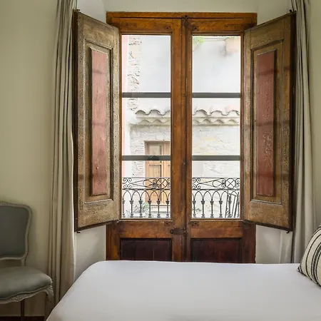 Bypillow Cluc Hotell Begur