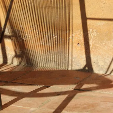 Ξενοδοχείο Bypillow Cluc 2*